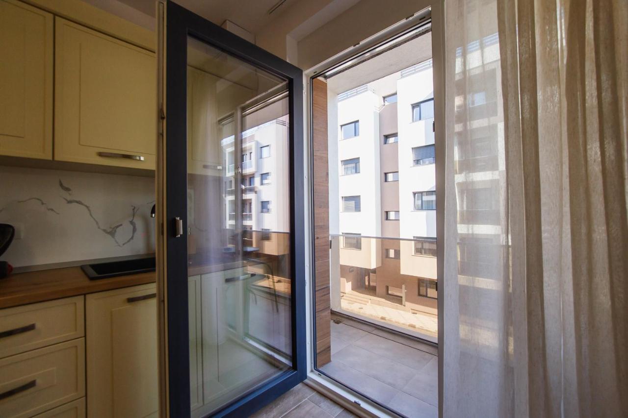 Lovely Home At West Residence 오라데아 외부 사진